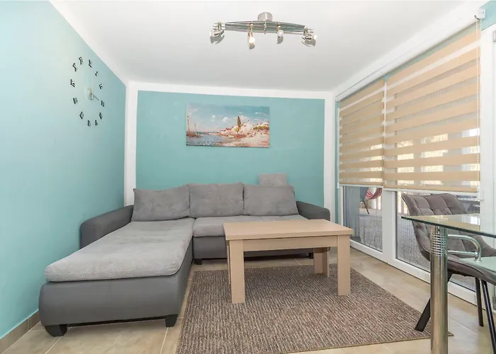 Kristina 아파트 *