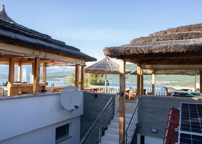 Kristina Apartman Donji Karin